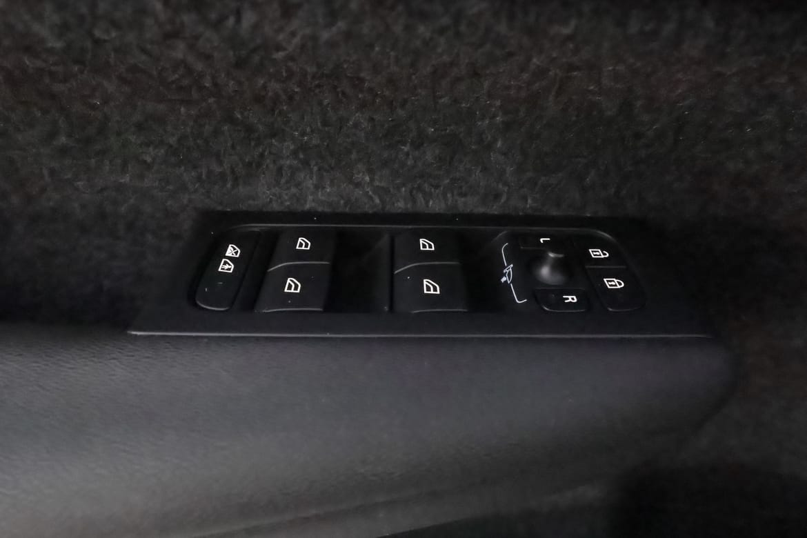 Volvo XC40 2023 - miniatyr 15