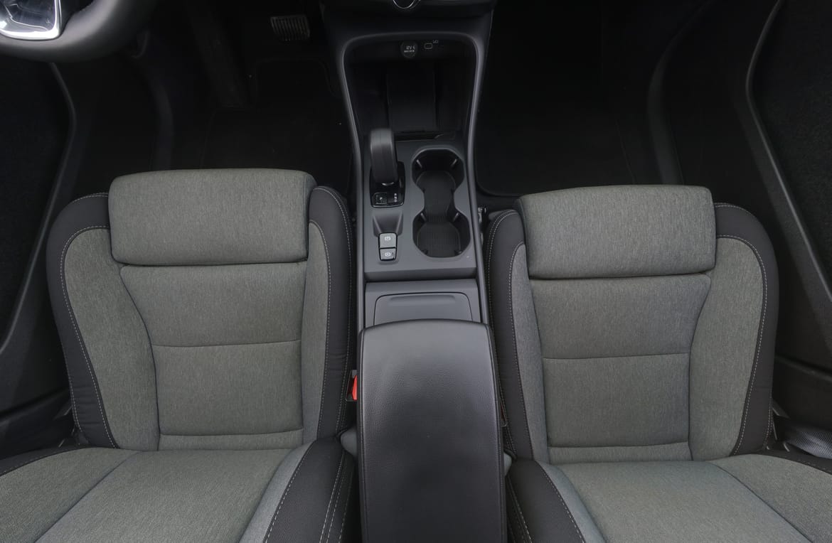 Volvo XC40 2024 - miniatyr 9