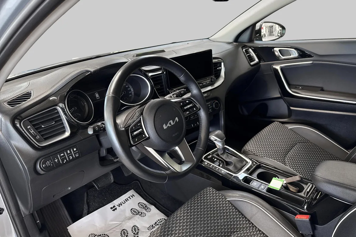 picture of a car