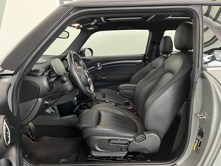 Bild 5 av MINI Cooper SE HUD H/K Panoramatak Backkamera Nav 4,95% ränta