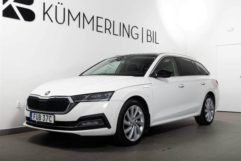Bild 2 av Škoda Octavia Kombi iV DSG Sekventiell 204hk Cockpit/Keyless/