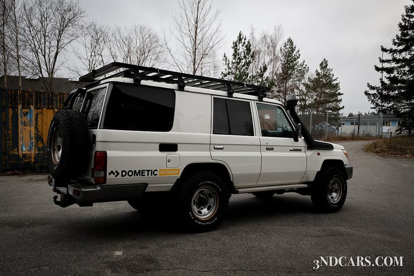 Bild 5 av Toyota Land Cruiser Landcruiser HZJ 76 Webasto mm
