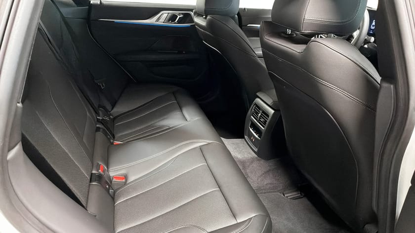 Bild 5 av BMW i4 eDrive40 Gran Coupé M Sport Rattvärme HiFi Comfort Access Drag