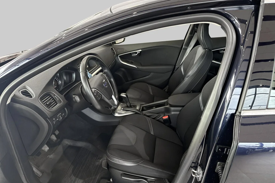 picture of a car