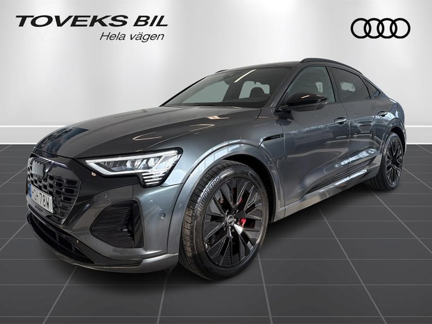Bild 1 av Audi Q8 Sportback 55 e-tron quattro S LINE Moms Panorama/360/minne
