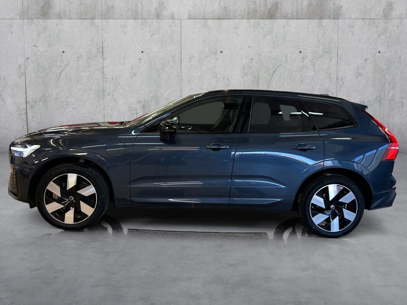 Bilde 2 av Volvo XC60 T6 350 Hk, Ultimate, Navi, Kamera, H.Feste, M.ruter,