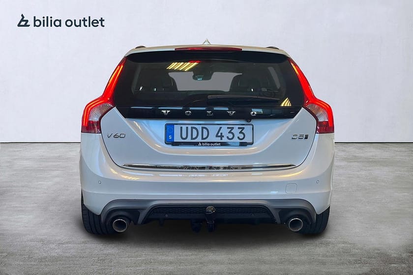 Bild 5 av Volvo V60 D5 Twin Engine AWD R-Design 231hk / Drag Kamera Värmare