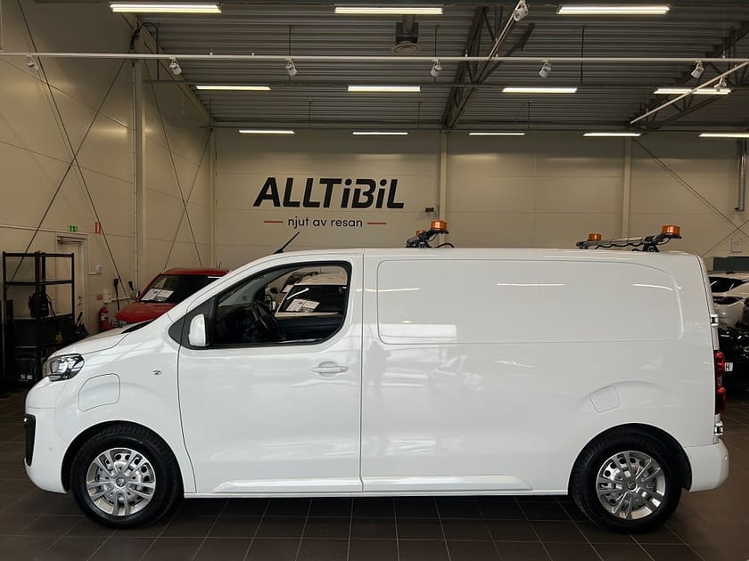 Bild 3 av Peugeot e-Expert L2 75 PRO+ MOMS Drag/Kamera/Navi/Inredning/BLIS