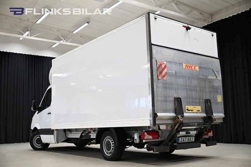 Bild 3 av Mercedes-Benz Sprinter 316 BlueTEC Chassi Cab 7G 163HK Automat|Kylbil|Volymskåp|BG-Lyft|Sidodörr