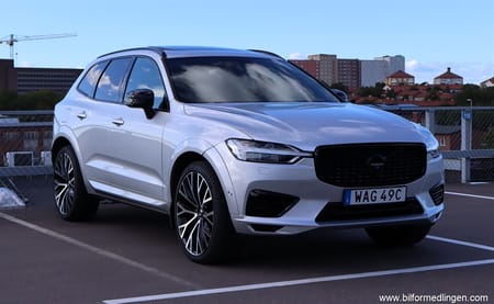 Volvo XC60 T8 R Design Panorama Head-Up S/V-hjul