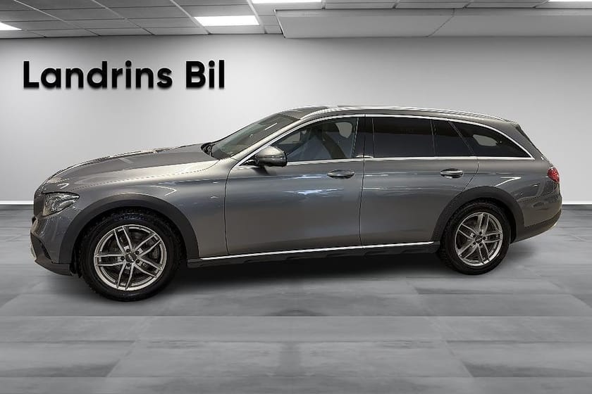 Bild 4 av Mercedes-Benz E 220 d 4MATIC All-Terrain Avantgarde