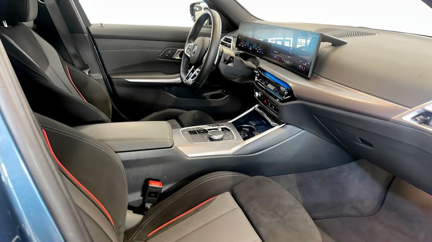 Bild 3 av BMW 330e xDrive Touring M-Sport Dragkrok Farthållare