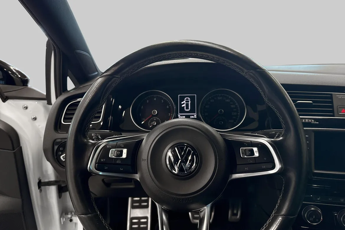 picture of a car