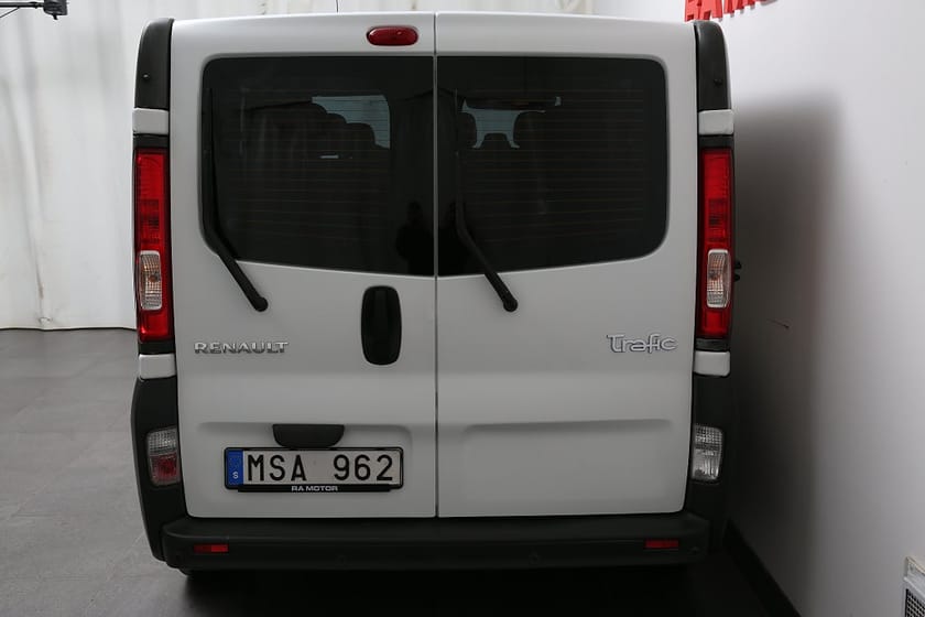 Bild 5 av Renault Trafic Kombi Passenger 2.9t 2.0 dCi Nybesikt 9-sitsig