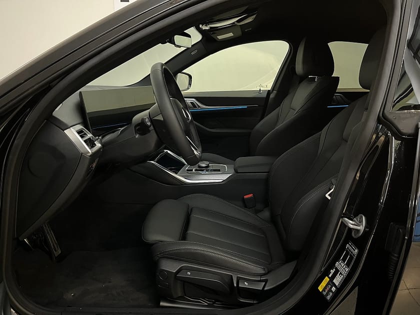 Bild 5 av BMW i4 eDrive40 Gran Coupé 4,95 ränta M Sport HiFi Drag Adptfarth.