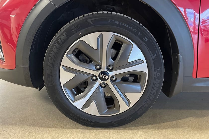 Bild 5 av Kia e-Niro e- 64 kWh Advance 1-ägare / Navi / B-Kamera / Rattvärme