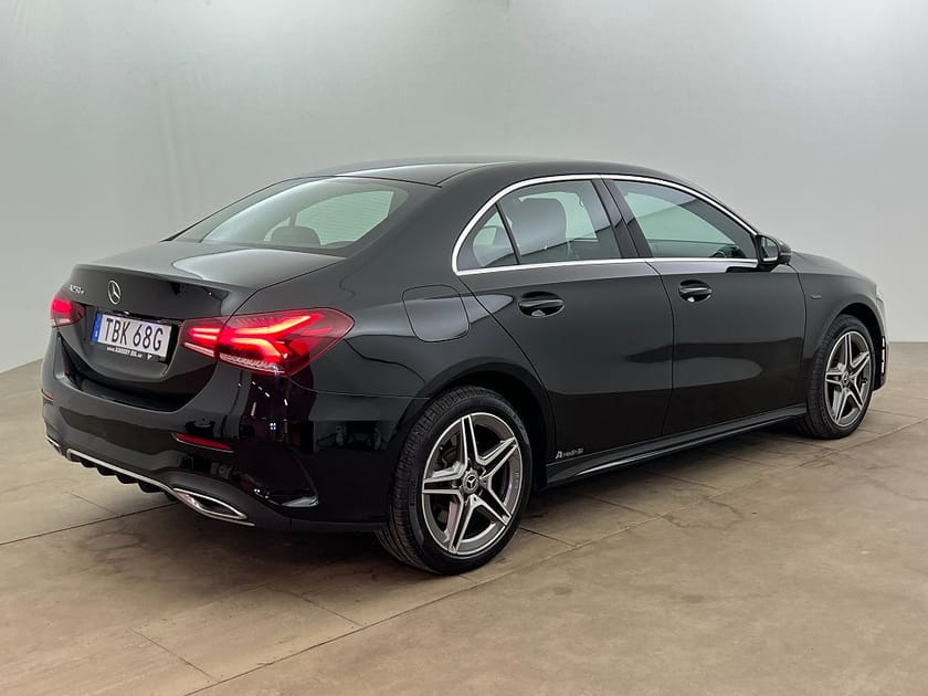 Bild 5 av Mercedes-Benz A 250 e Sedan 8G-DCT AMG Line Backamera