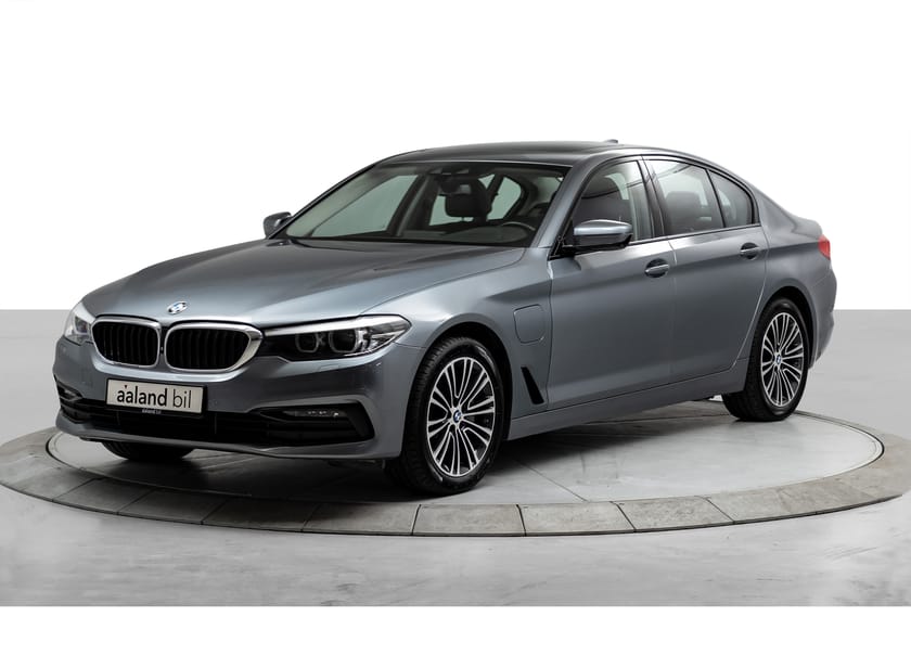 Bilde 1 av BMW 530e xDrive iPerformance Sedan Sport line//lav kilometer stand