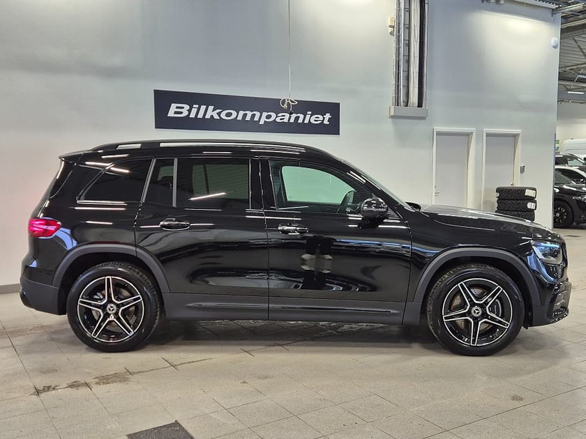 Bild 2 av Mercedes-Benz GLB 220 d 4MATIC 8G AMG Premium, Dvärm, Pano, Drag,Rattvärm