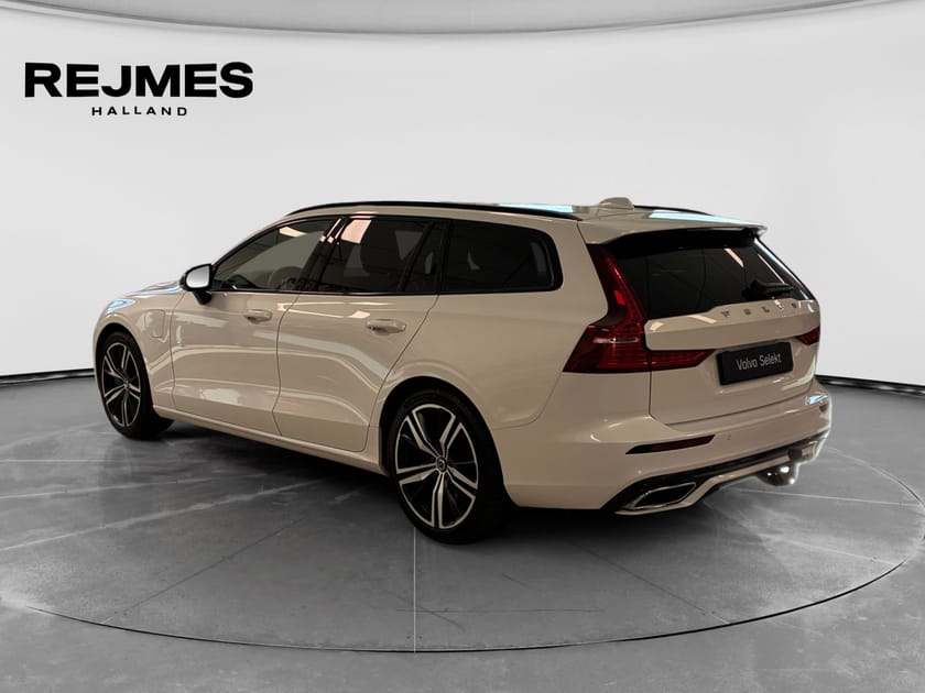 Bild 2 av Volvo V60 T6 TE R-Design | H/K | 19¨ |