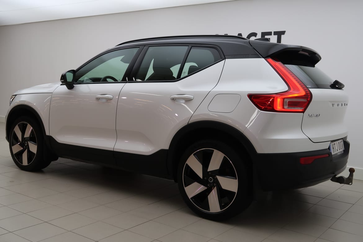Volvo XC40 2023 - miniatyr 3