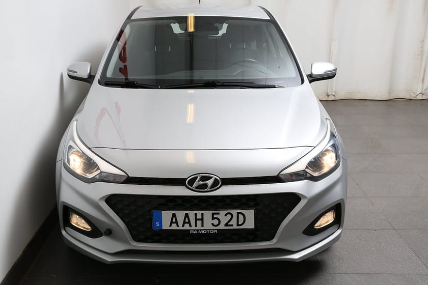 Bild 5 av Hyundai i20 1,2 84hk Trend 5D Keyless CarPlay B-Kamera Motorv