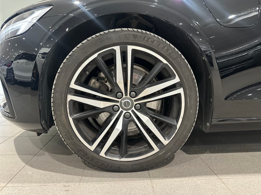 Bild 5 av Volvo V60 Recharge T6 R-Design, Dragkrok, Backkamera