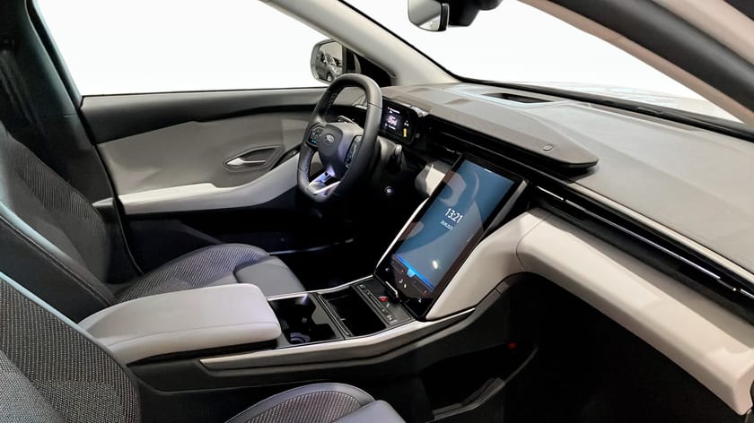 Bild 3 av Ford Explorer EV Extended Range RWD LONG 286HK BUS ED