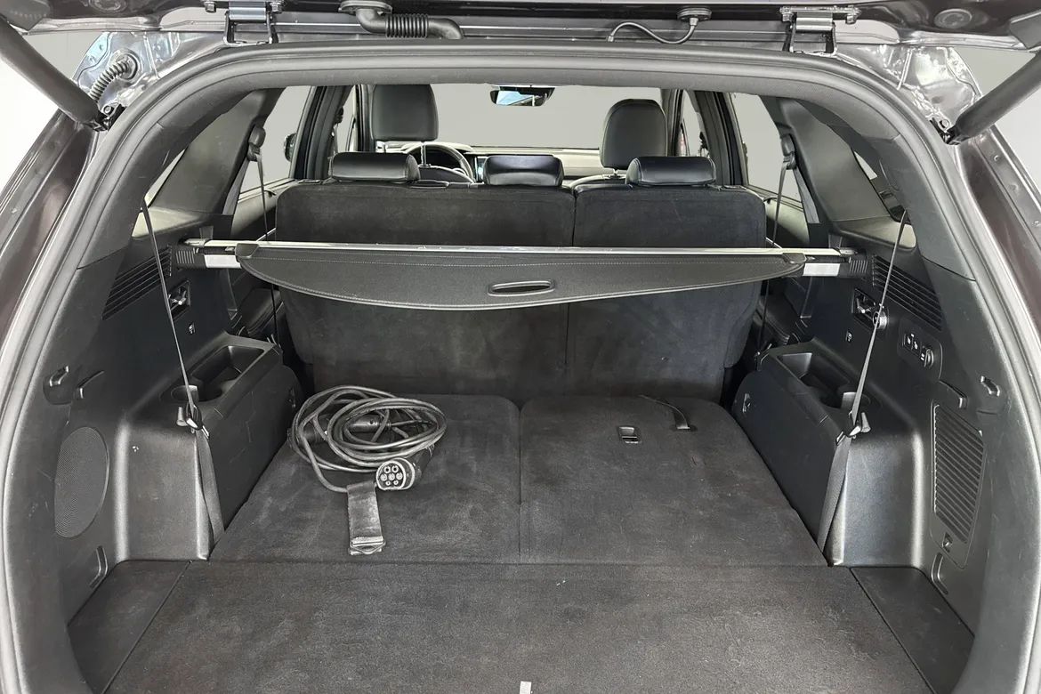 picture of a car