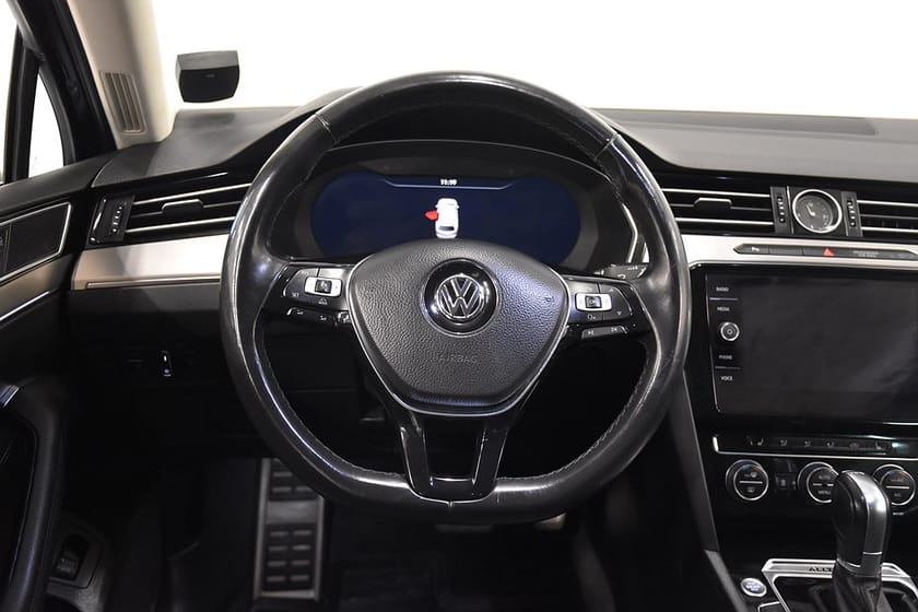 Bild 2 av Volkswagen Passat Alltrack 2.0 4Motion Cockpit D-värm Skinn Rattv Dragkrok