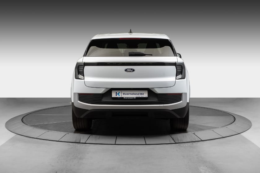 Bilde 4 av Ford Explorer EV Extended Range AWD Premium Ext.Range AWD, skinn, el.seter