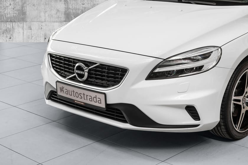 Bilde 4 av Volvo V40 R-Design | R.kam | Krok | Skinn | Pano |