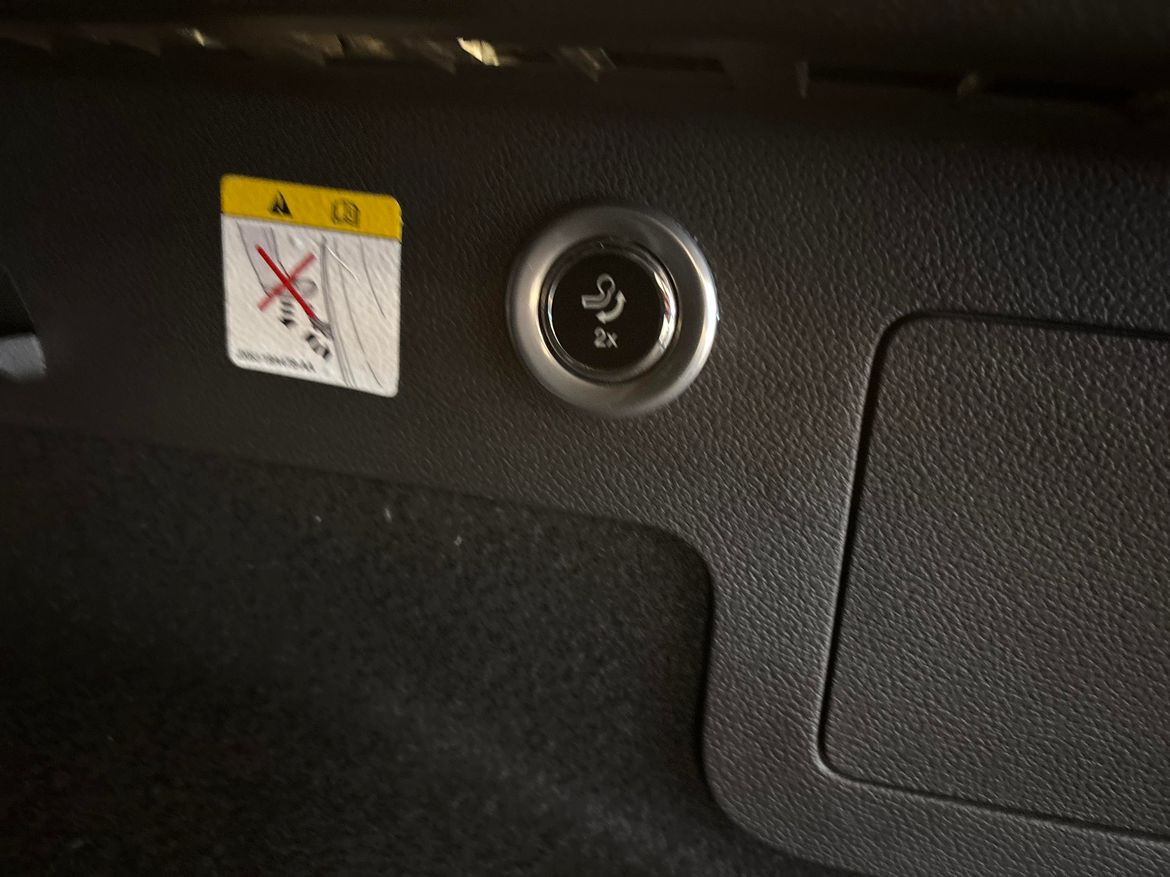 Ford Kuga 2018 - miniatyr 10