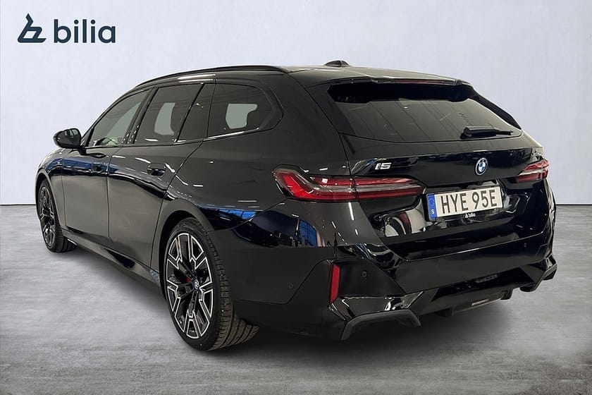 Bild 2 av BMW i5 xDrive40 Touring M-sport Pro | H&K | Innovation | Drag