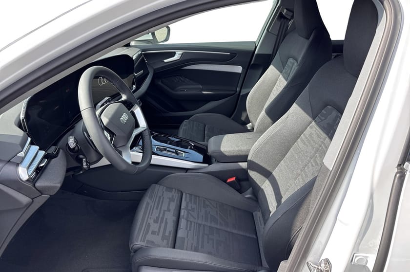 Bild 4 av Audi A6 Avant e-hybrid quattro PROLINE 299 HK STR