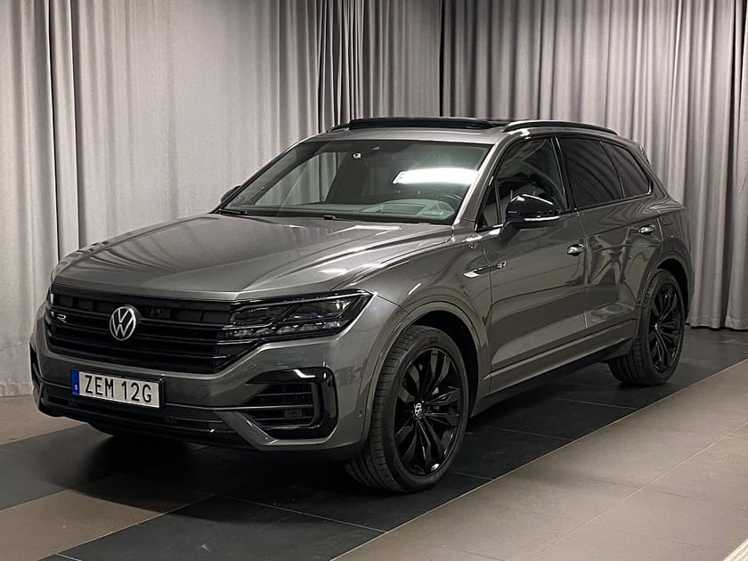 Bild 1 av Volkswagen Touareg R eHybrid Innovation Drag Panorama Nightvision