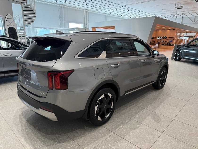 Bild 4 av Kia Sorento PHEV Plug in hybrid 252hk Auto Advance Plus Panorama