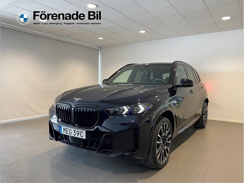 Bild 1 av BMW X5 xDrive30d 4,95% ränta M-Sport Panorama ElstolarMedMinne