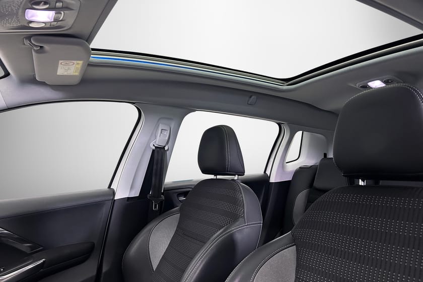 Bild 5 av Peugeot 2008 Nyservad | Nybytt kamrem | Panoramaglastak