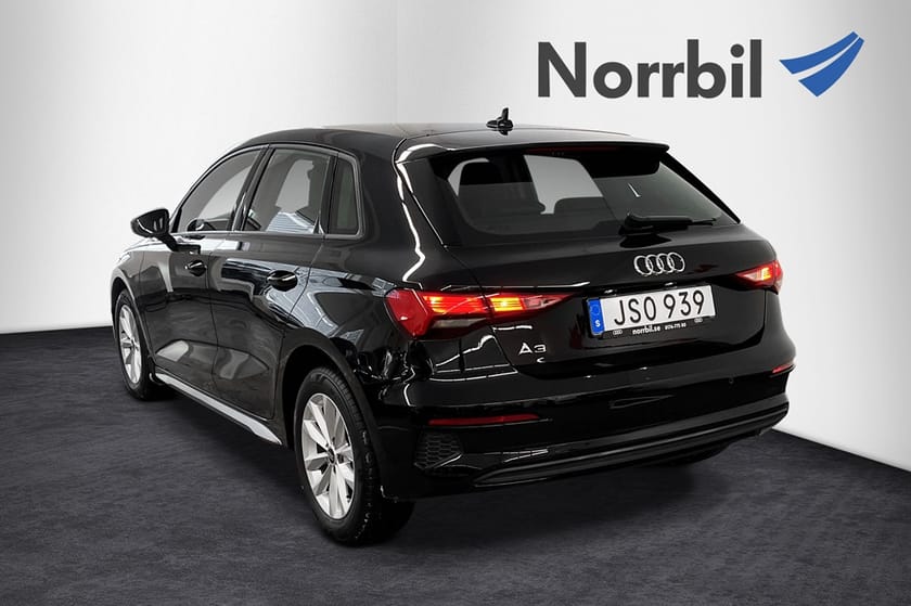 Bild 3 av Audi A3 Sportback 30 TFSI 110HK Proline, Carplay, Sportstolar