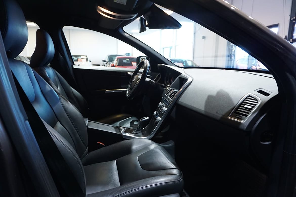 Volvo XC60 2015 - miniatyr 13