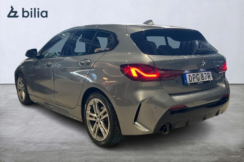 Bild 2 av BMW 118i Steptronic M Sport/Rattvärme/H/K/Adaptiv farthållare