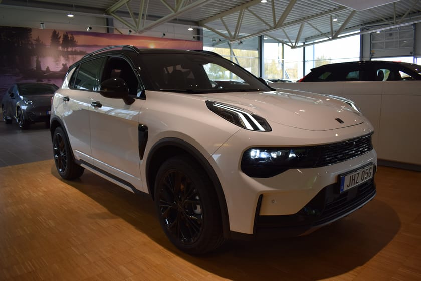 Bild 2 av Lynk & Co 01 PHEV More