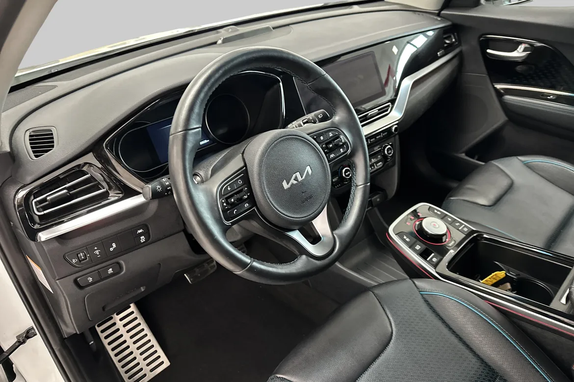 picture of a car