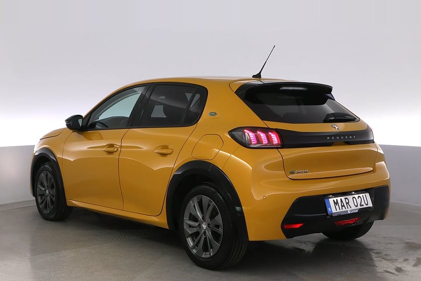 Bild 4 av Peugeot e-208 Allure Kamera Tonade Rutor