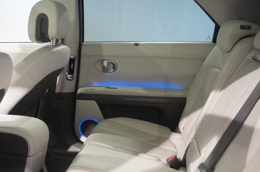 Bild 5 av Hyundai Ioniq 5 77kWh AWD Advanced Avtagbar Drag Pano 360 Bose