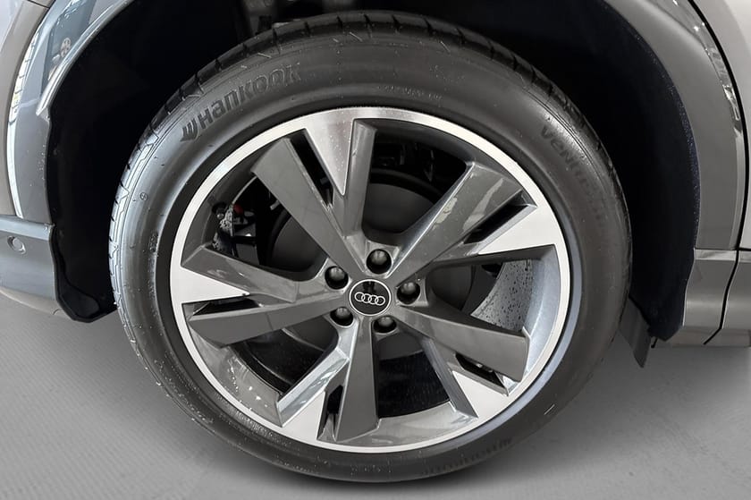 Bild 5 av Audi Q4 45 Sportback e-tron quattro S-line 286hk