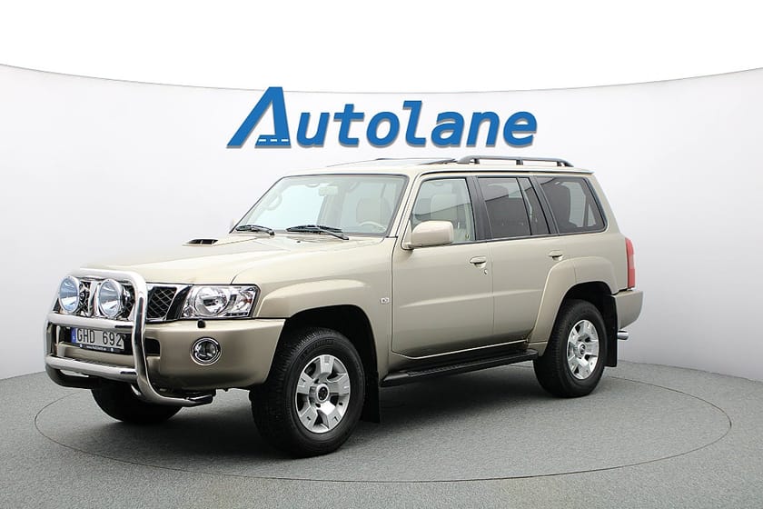 Bild 4 av Nissan Patrol  SUV 3.0 4WD, SV-Såld, 2 brukare, 7-sits, Skinn 160hk