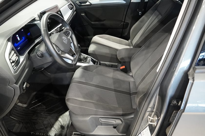 Bild 5 av Volkswagen T-Roc 1.0 TSI 110 HK