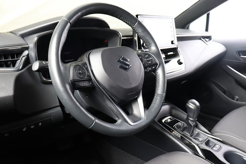 Bild 5 av Suzuki Swace Hybrid 1.8 122hk Select B-Kamera V-Hjul MOMS Nyservad
